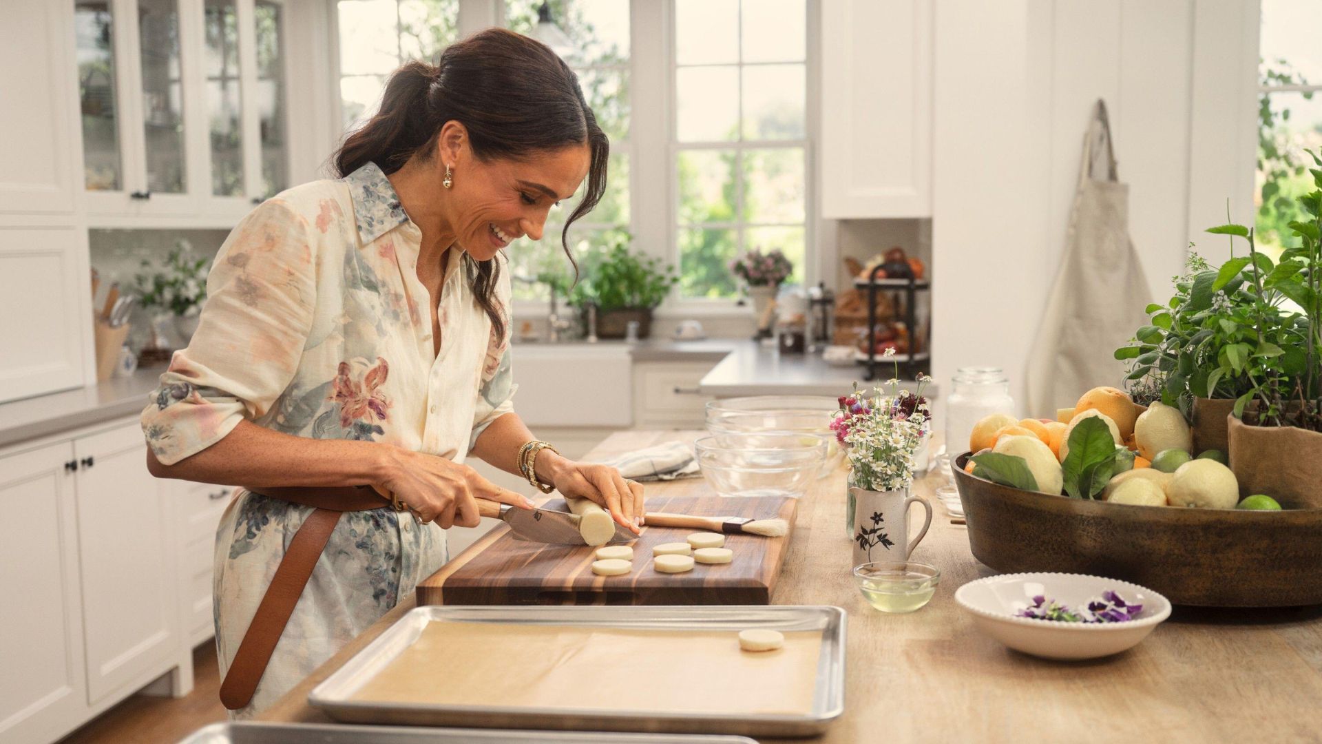 Meghan Sussex slicing up some plantains