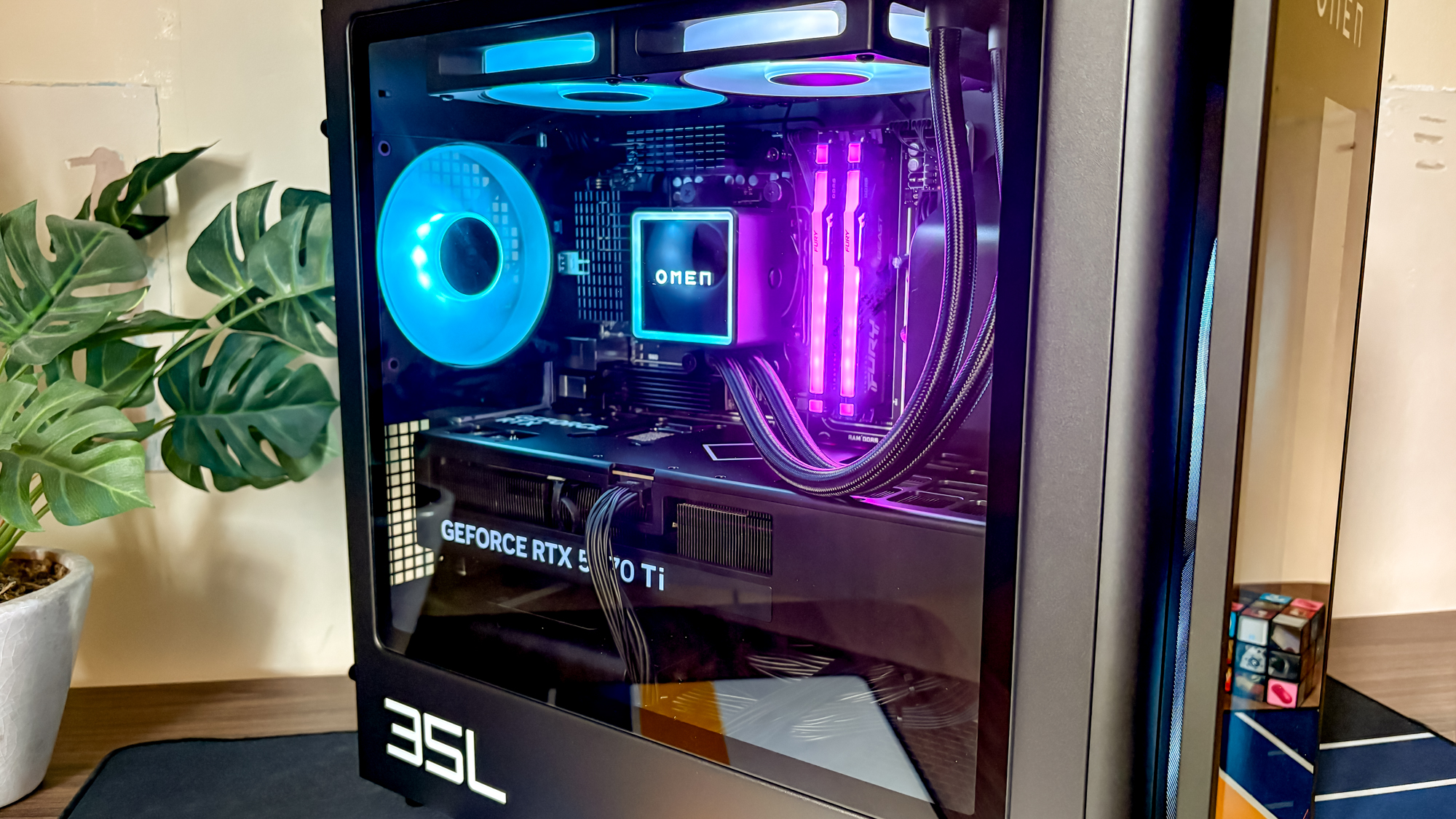 HP Omen 35L Gaming PC on desk