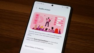 Samsung Galaxy S25 Ultra displaying Audio Eraser feature.