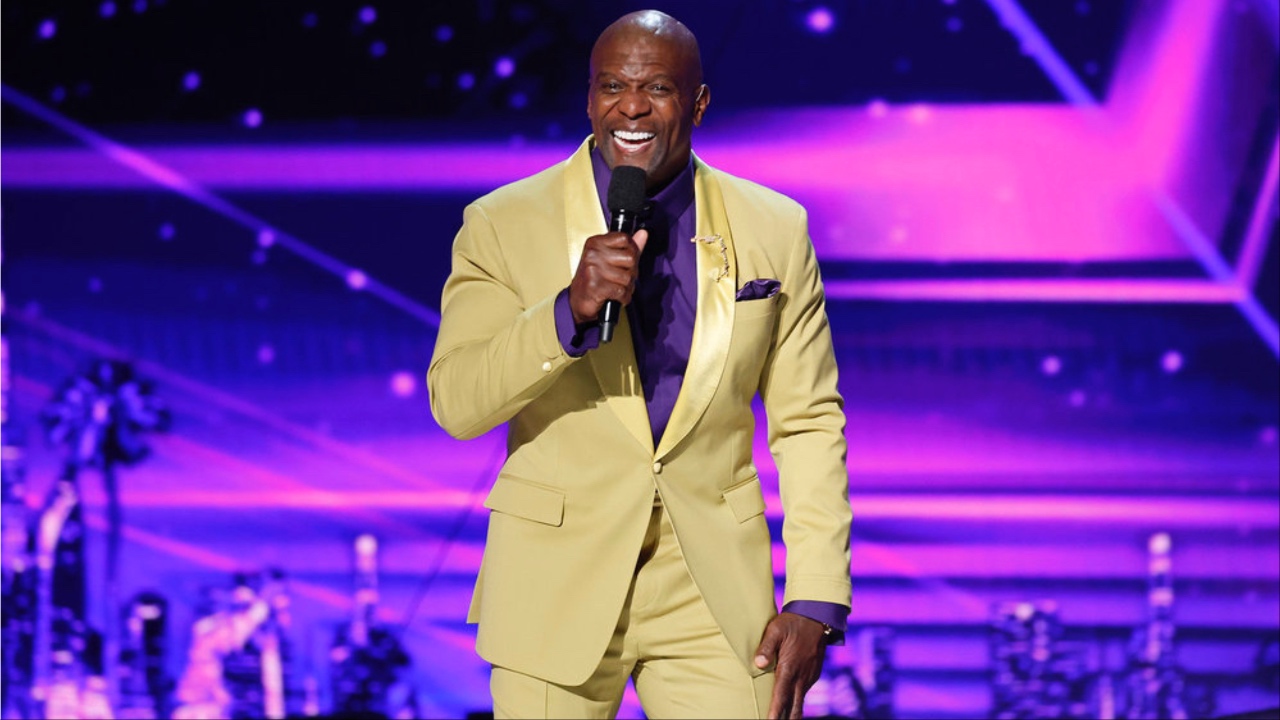 Terry Crews wearing a yellow suit for America&#039;s Got Talent Season 20&#039;s first live qualifiers