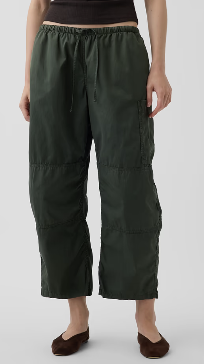 Gap, Mid Rise Twill Easy Barrel Utility Pants