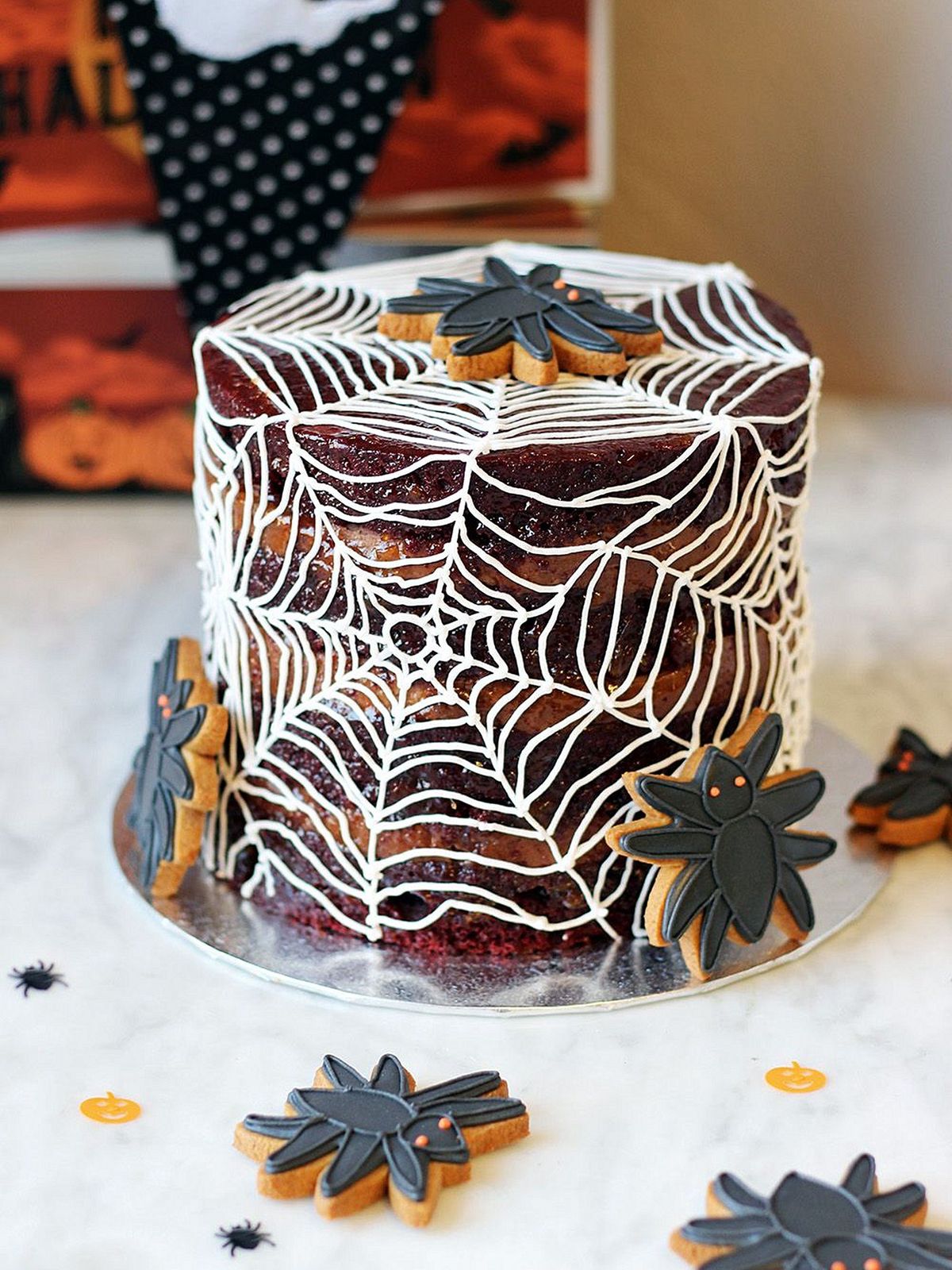 Halloween cake: a scarily good recipe | Real Homes