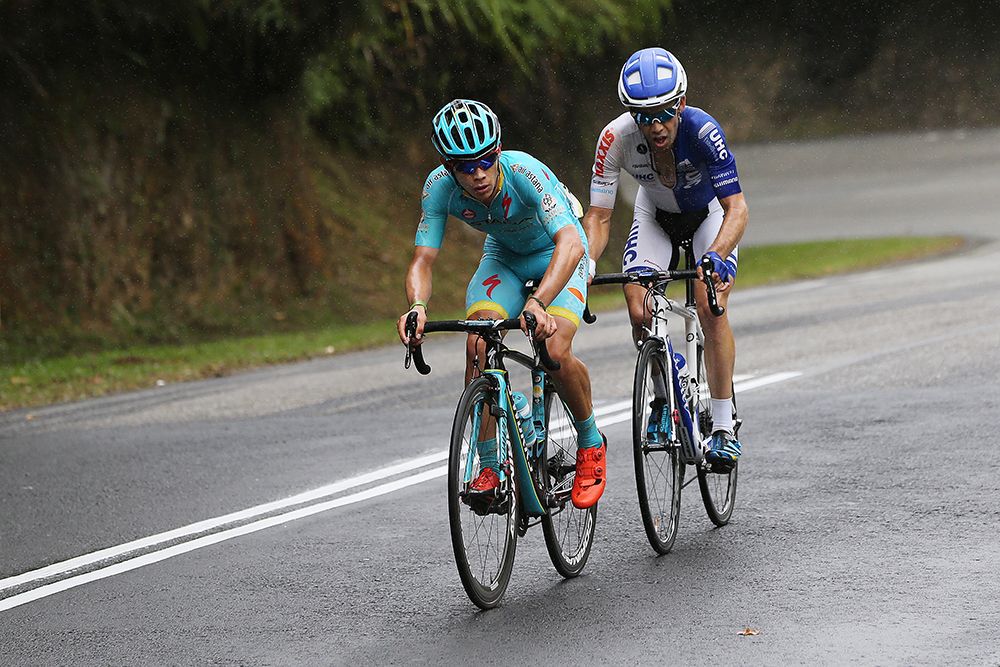 Daniel Jaramillo (UnitedHealthcare) follows stage winner Lopez (Astana)