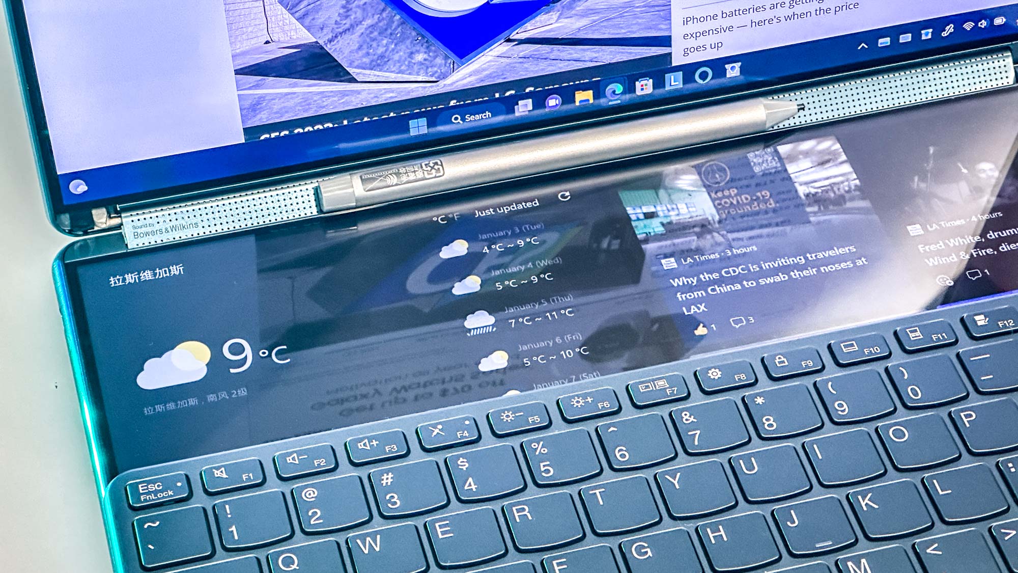 بررسی لپتاپ Lenovo Yoga Book 9i