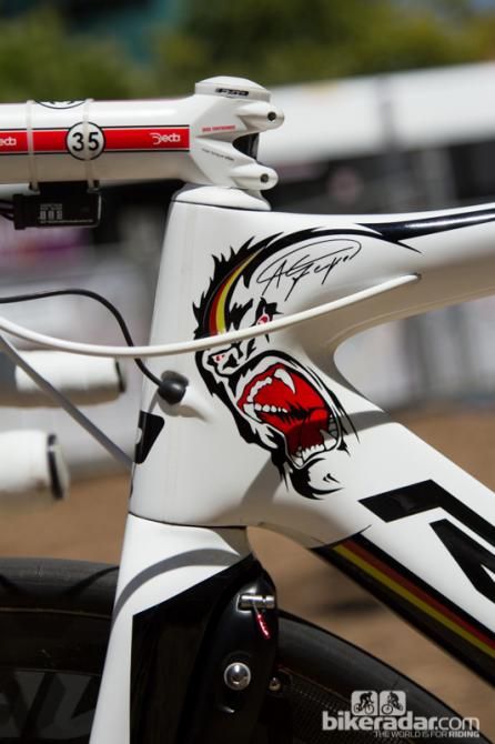 A closer look at the custom paint for the Gorilla