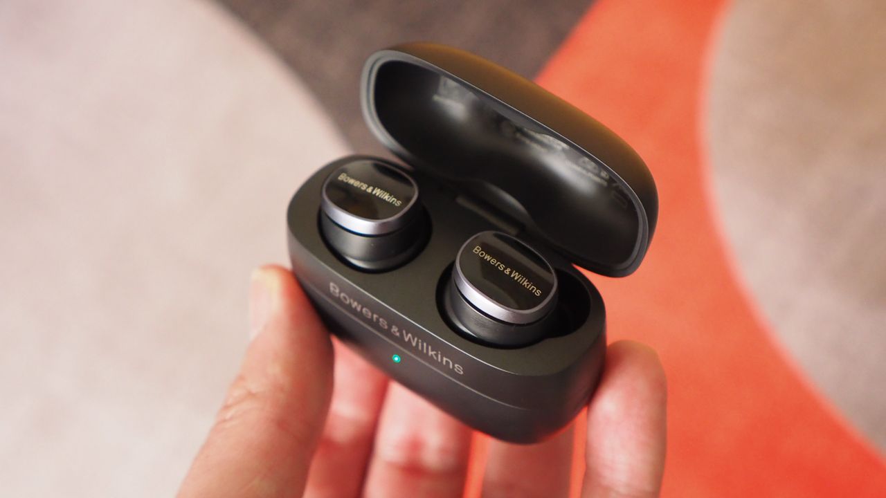 Bowers & Wilkins Pi8 Review: High-end In-ears Deliver Peerless Audio ...