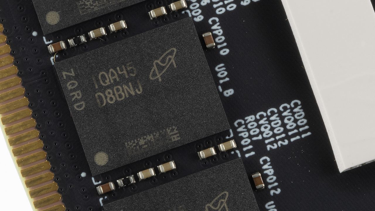 Corsair Dominator Platinum RGB DDR5-5200 C38