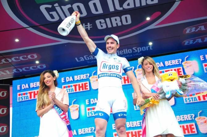 John Degenkolb (Argos-Shimano) waves the bottle of Astoria spumante