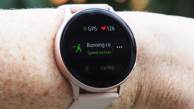 vivoactive 4 vs galaxy watch active 2