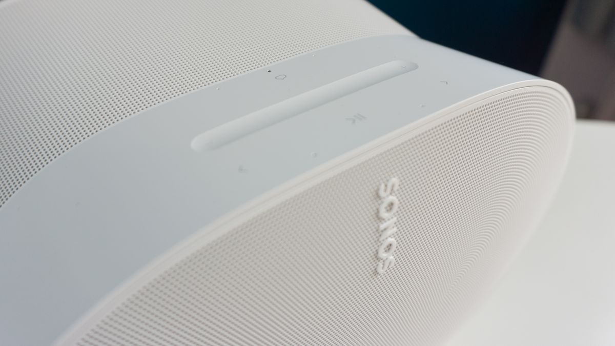 Sonos Era 300 on white table, close up of the controls