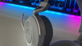 Corsair HS65 Wireless headset cup from behind