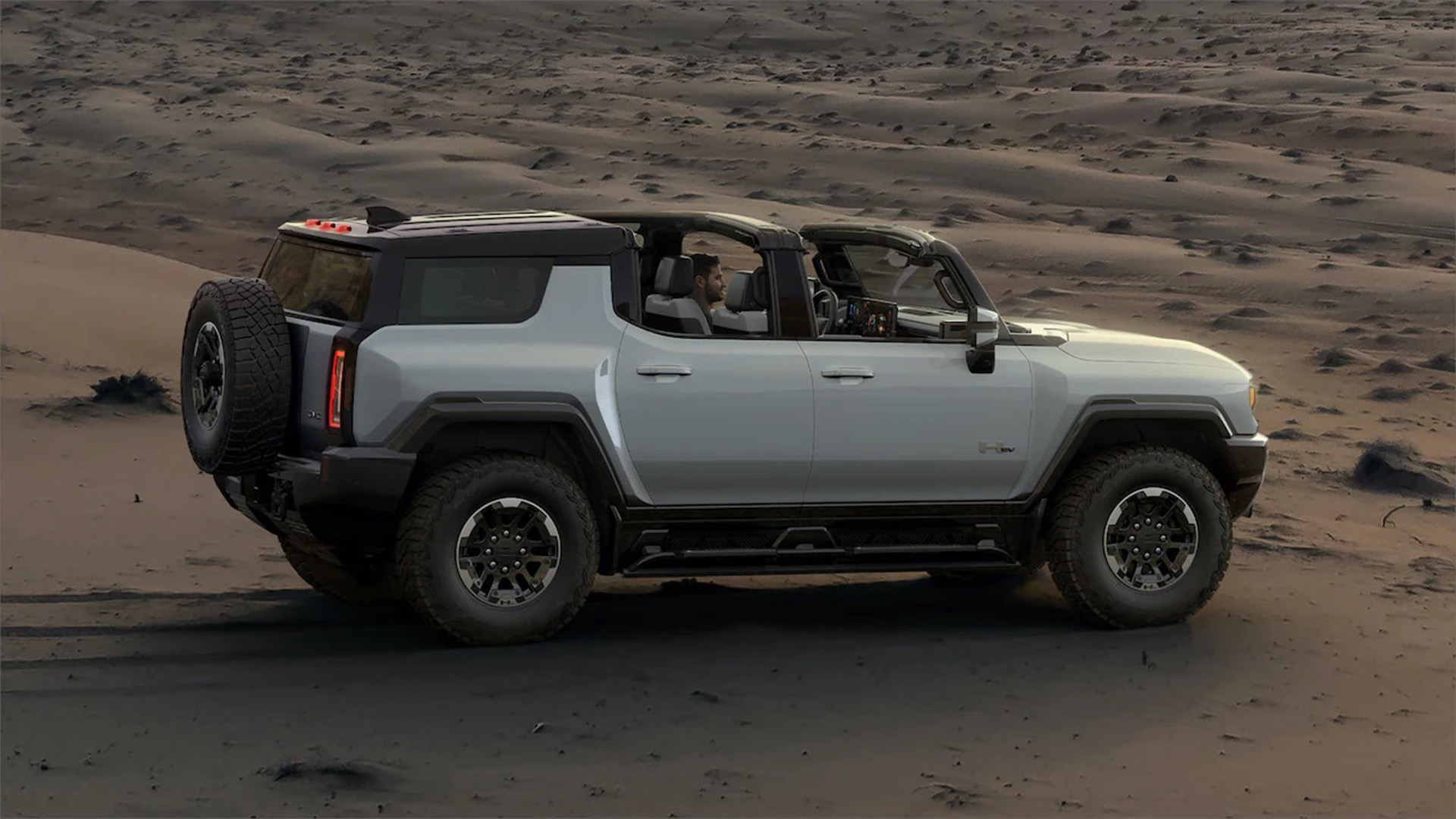 Вес hummer ev