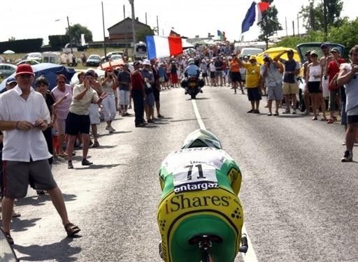 Floyd Landis (Phonak) was compactly fast