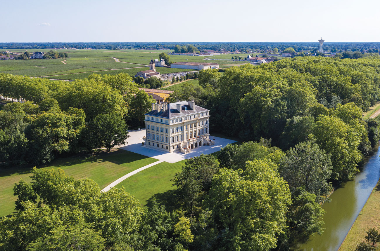 Ch&acirc;teau Margaux aerial view