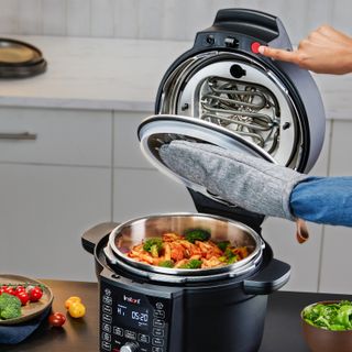 Instant Pot Duo Crisp with Ultimate Lid lifestyle