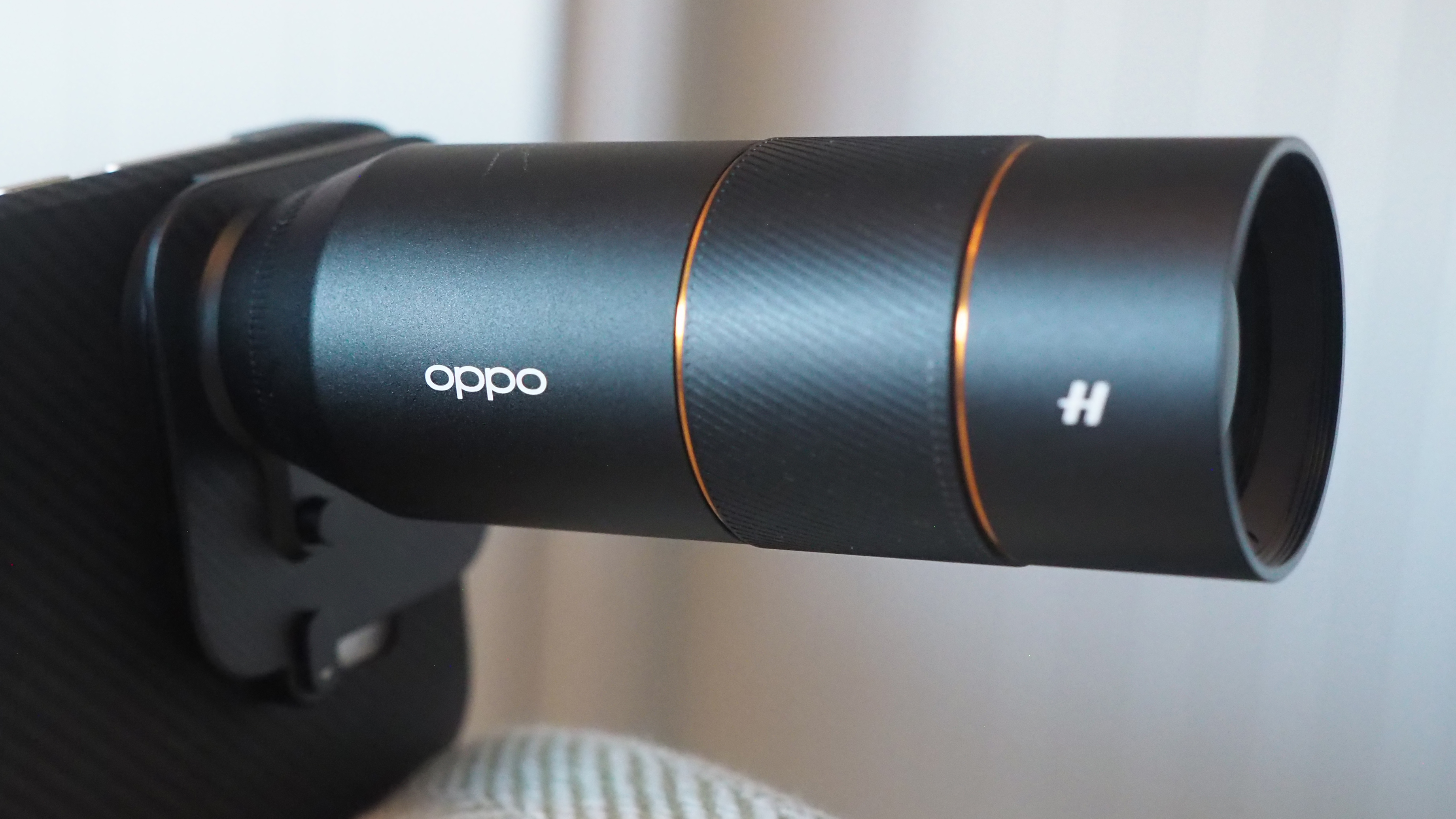Oppo Find X9 Pro with Hasselblad Teleconverter