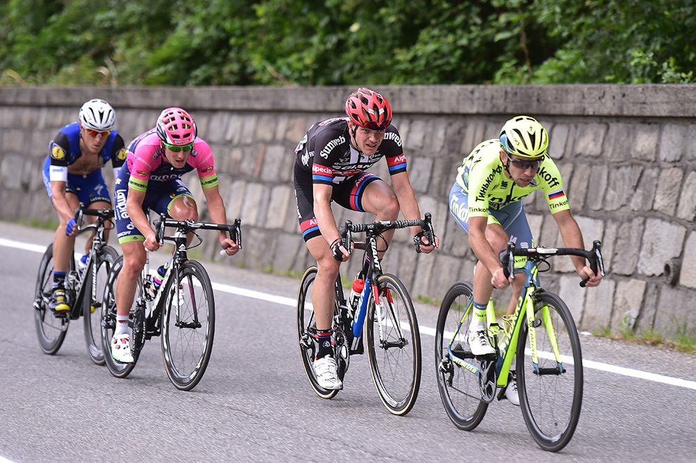 Ivan Rovny and Nikias Arndt lead the breakaway