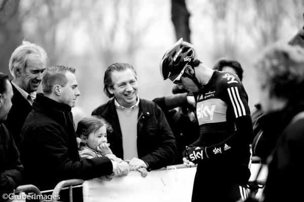 Matt Hayman (Team Sky) keeps a young fan happy