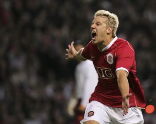 Alan Smith celebrates after scoring for Manchester United against Roma in April 2007.