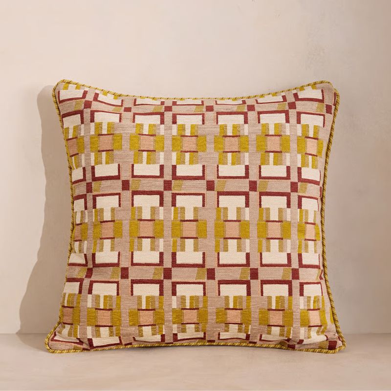 grid pattern square cushion
