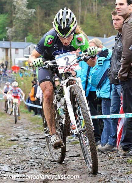 Willow Koerber (Subaru / Gary Fisher) races in the mud at the World Cup in Houffalize.