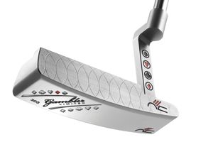 Never Compromise Gambler Royal Putter Review | Golf Monthly