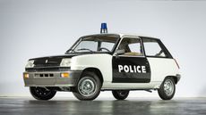 Lot 22: Renault 5 décorée "police", 1983