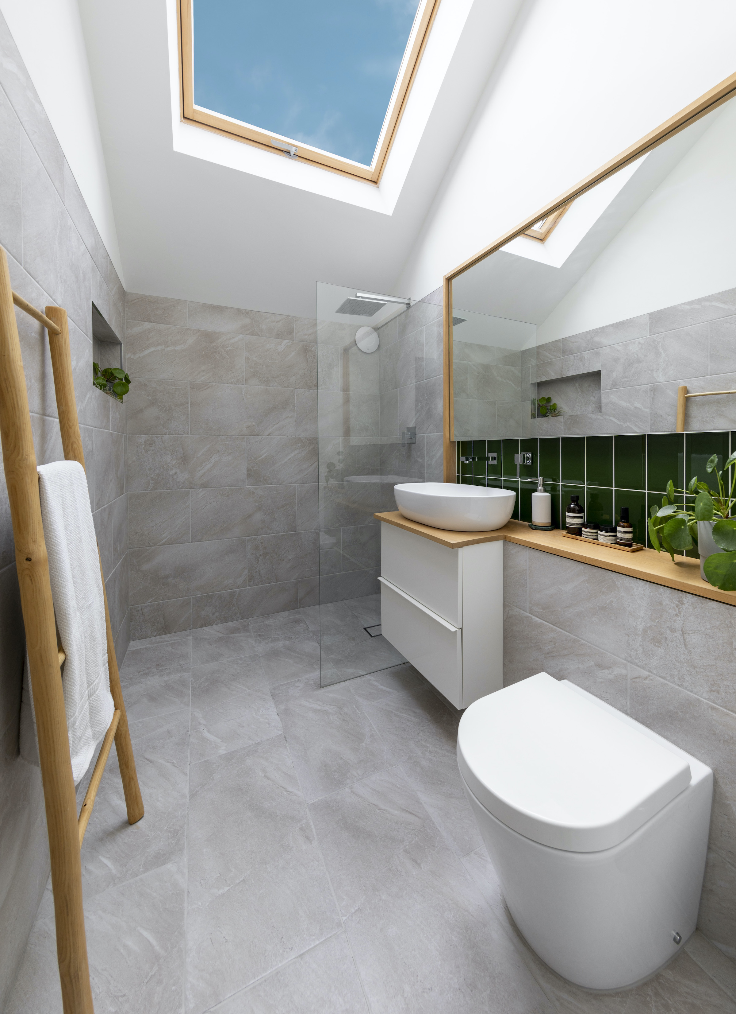 Small Ensuite Ideas Clever Yet Compact Bathroom Schemes Homebuilding