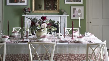 Traditional dining room ideas – a scheme in Farrow & Ball's Yeabridge Green