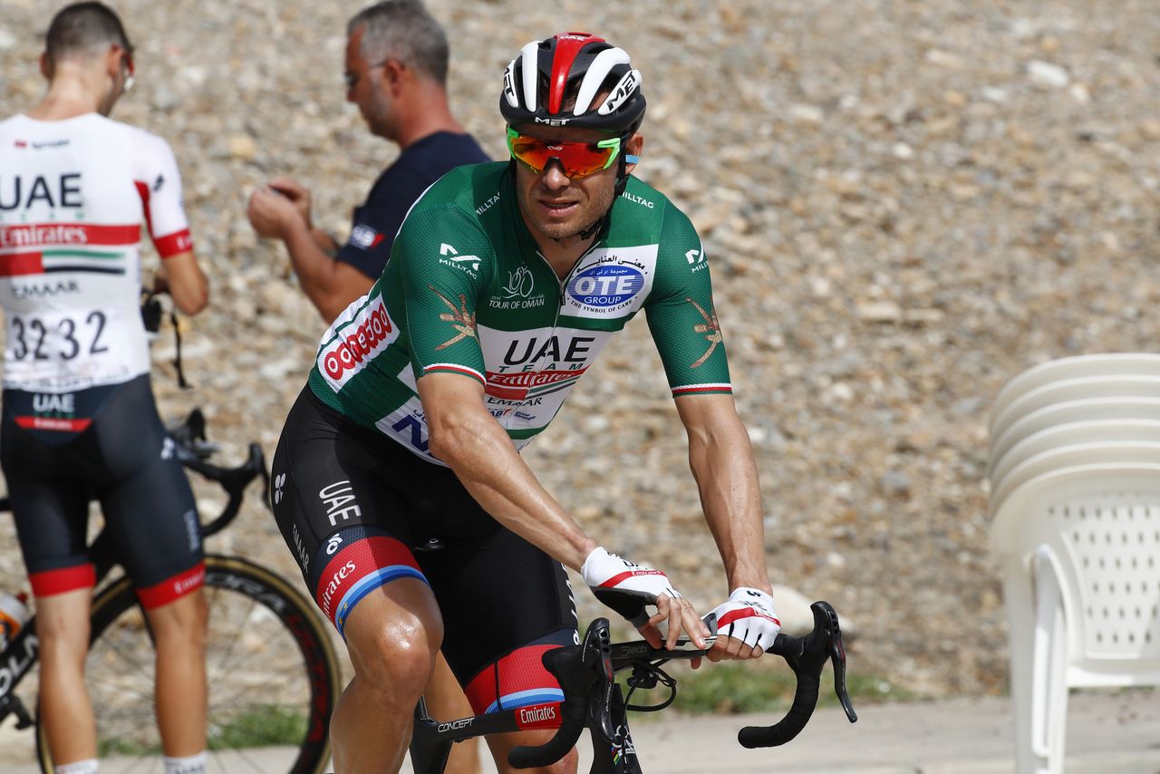 Alexander Kristoff wears the green points jersey