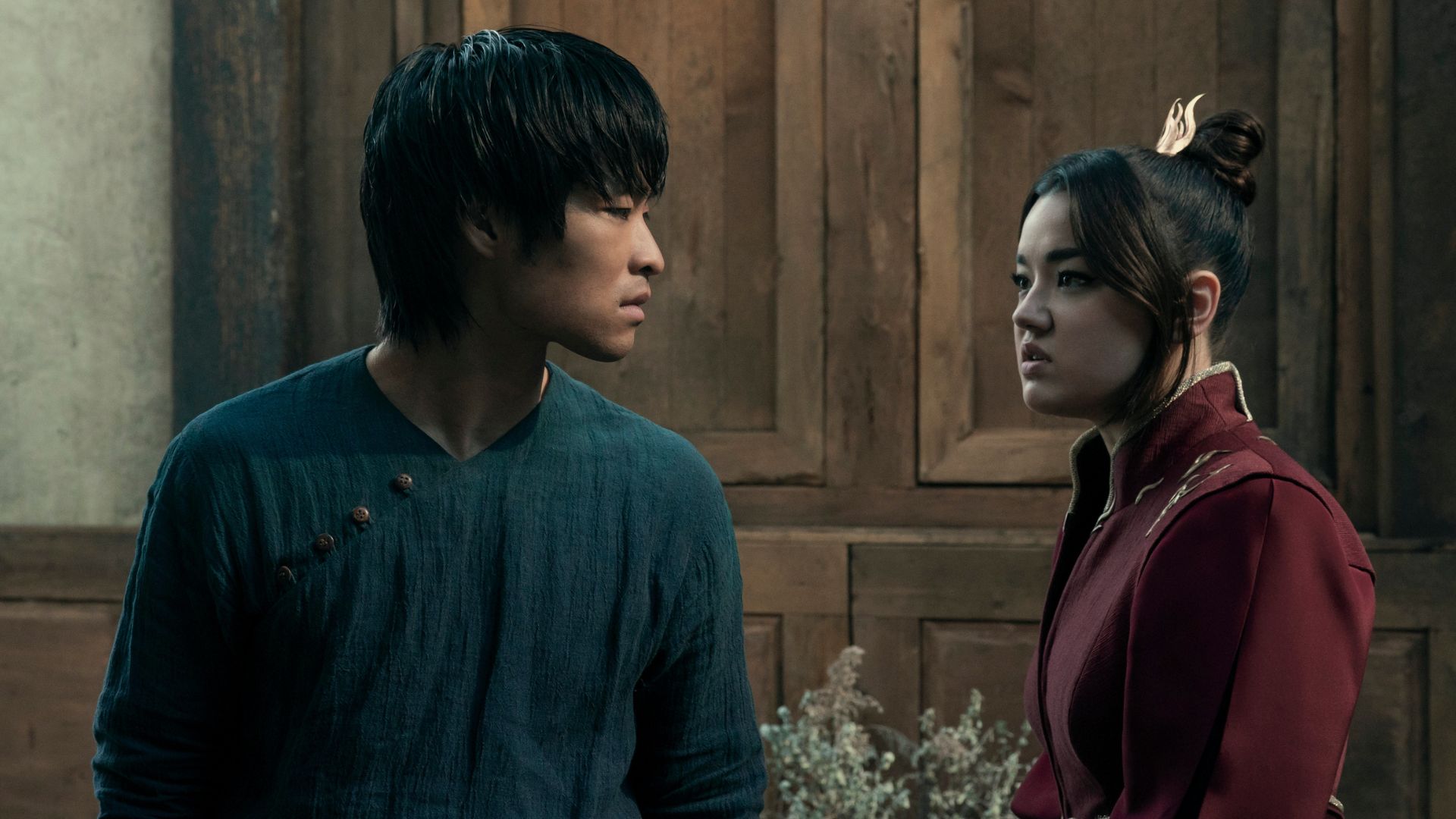 Zuko looks at Azula