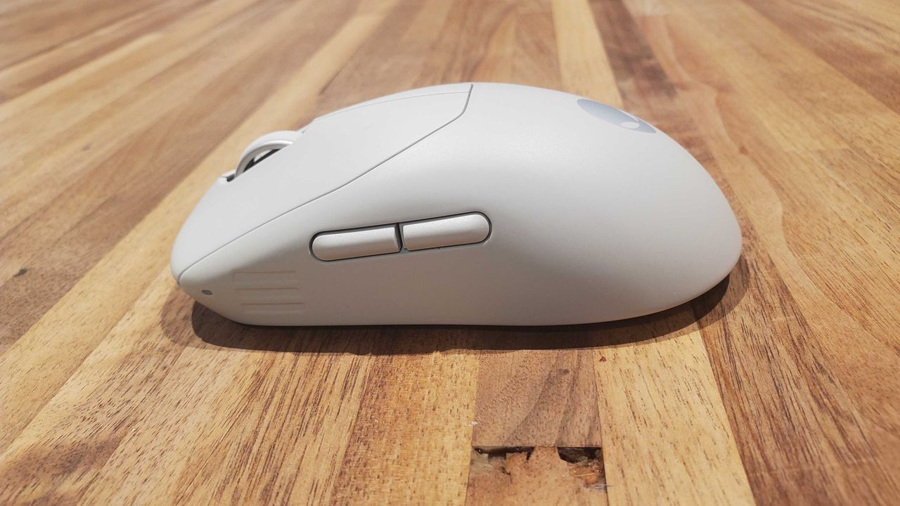 Alienware Pro Wireless gaming mouse
