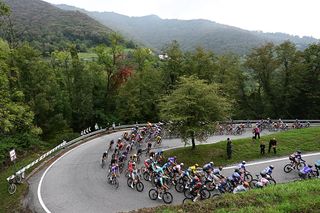 Il Lombardia 2026 LIVE - Remco Evenepoel, Isaac del Toro and the rest poised to do battle as Madonna del Ghisallo approaches