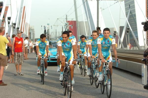 Alberto Contador (Astana) in relaxed mood ahead of his Tour de France defence