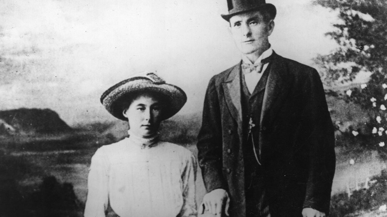 &amp;#039;Brides in the Bath&amp;#039; murderer George Joseph Smith with first victim, Beatrice Mundy © Hulton Archive/Getty Images