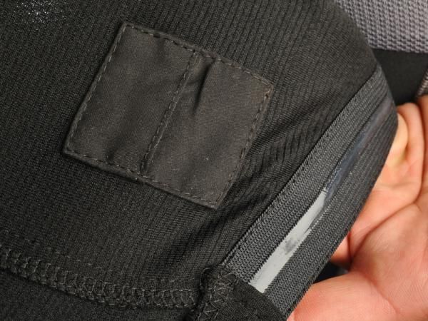 A silicone gripper along the rear lower hem helps keep the Rapha Lightweight jersery in place and there's also an interior 'pill pocket' for&hellip; pills?