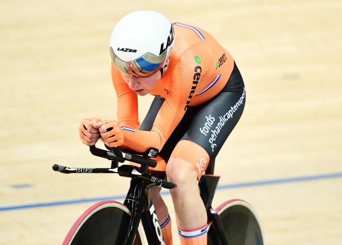 Annemiek Van Vleuten (Netherlands) rode to second in the IP