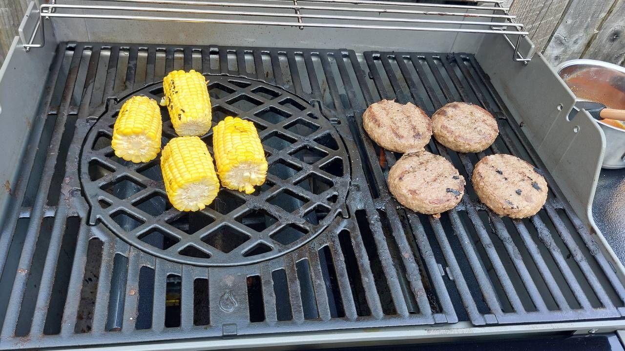 Weber Spirit Classic E-330 GBS Gas Grill