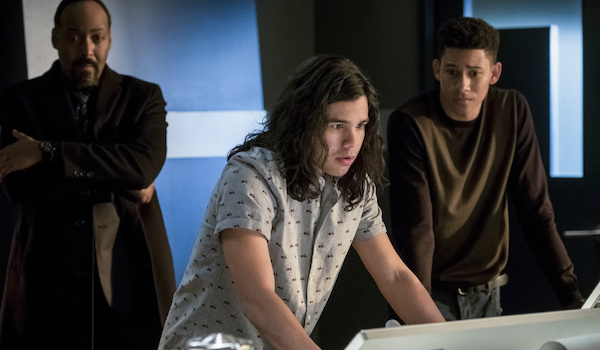 joe cisco and wally worried on the flash