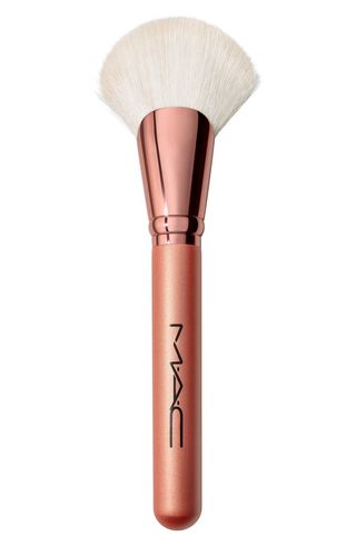 Bronzer Fan Brush