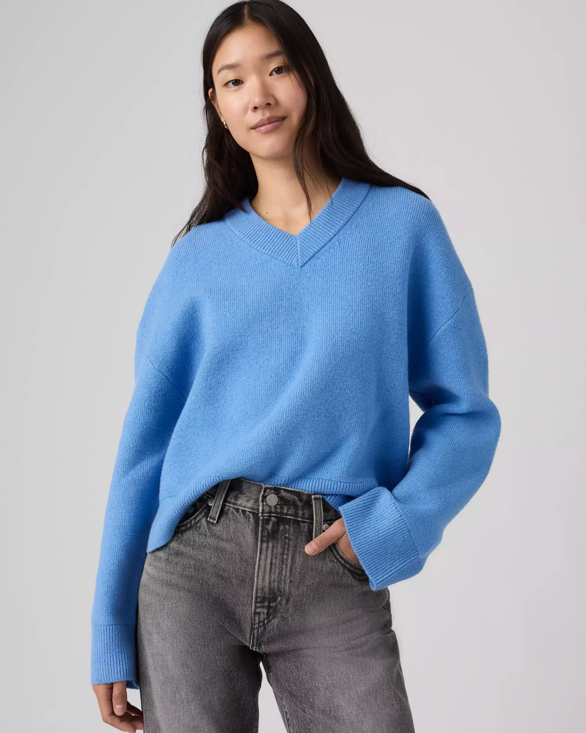 levi, Supersoft V-Neck Sweater