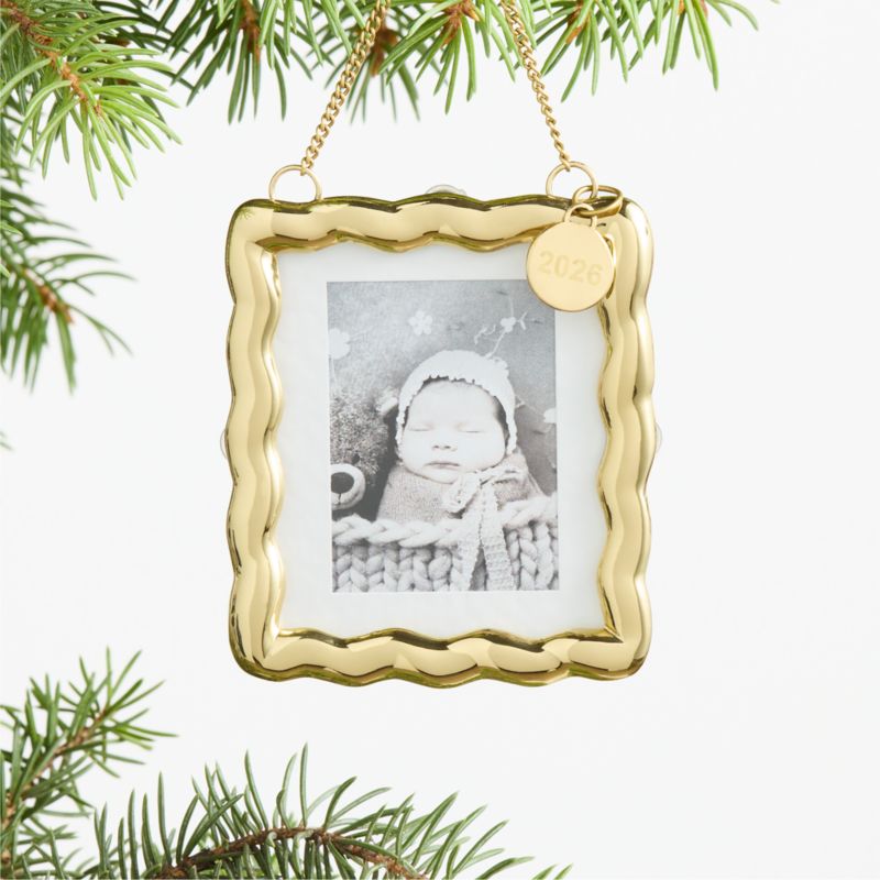 Gold Scalloped 2026 Frame Christmas Tree Ornament