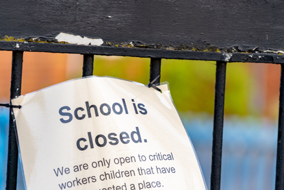 sign saying 'school is closed' after coronavirus lockdown