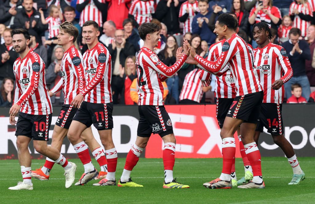 SUNDERLAND, ENGLAND - OCTOBER 26: Jobe Bellingham of Sunderland celebrates after he scores the opening goal during the Sky Bet Championship match between Sunderland AFC and Oxford United FC at Stadium of Light on October 26, 2024 in Sunderland, England. (Photo by Ian Horrocks/Sunderland AFC via Getty Images)