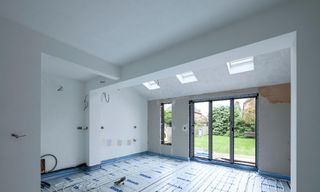 white wall with white roof and floor insulation