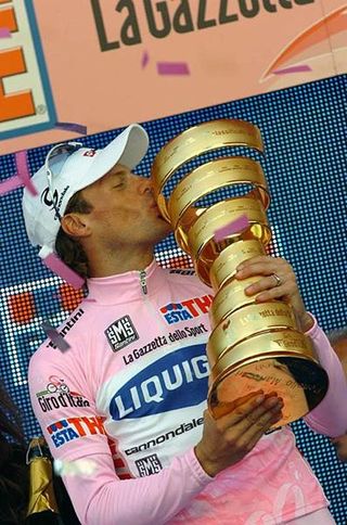 Danilo Di Luca (Liquigas) enjoys the moment in the 2007 Giro d'Italia