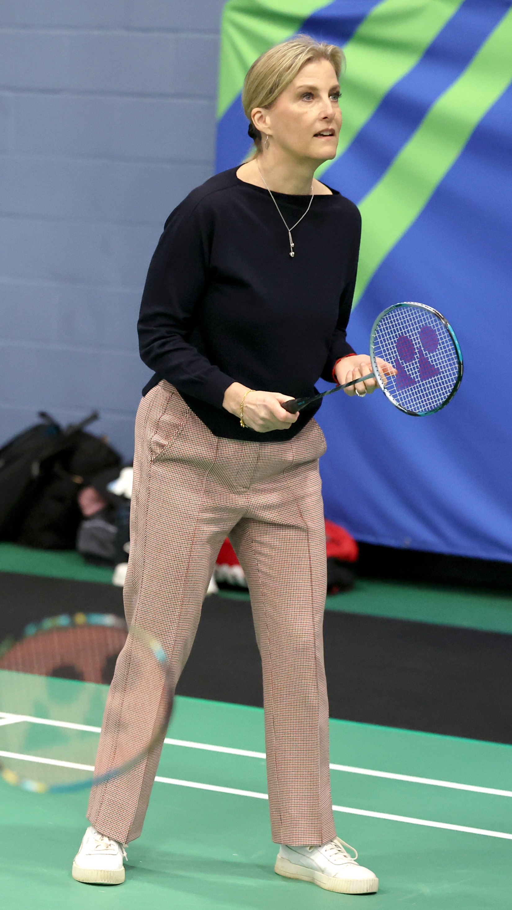 Sophie, vévodkyně z Edinburghu hraje badminton během své návštěvy All England Open Badminton Championships v roce 2024