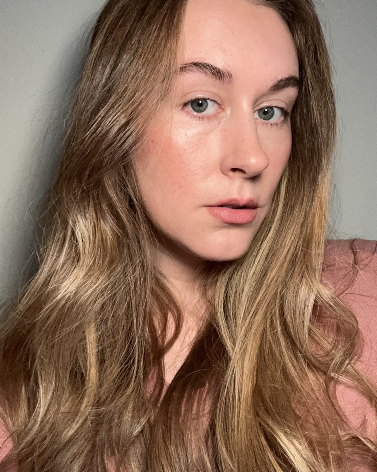 Beauty editor Kaitlyn McLintock before applying L'Oreal Extensionist Mascara