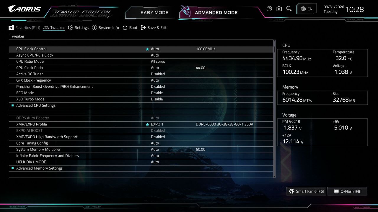Gigabyte X870E Aorus Xtreme X3D AI Top - BIOS