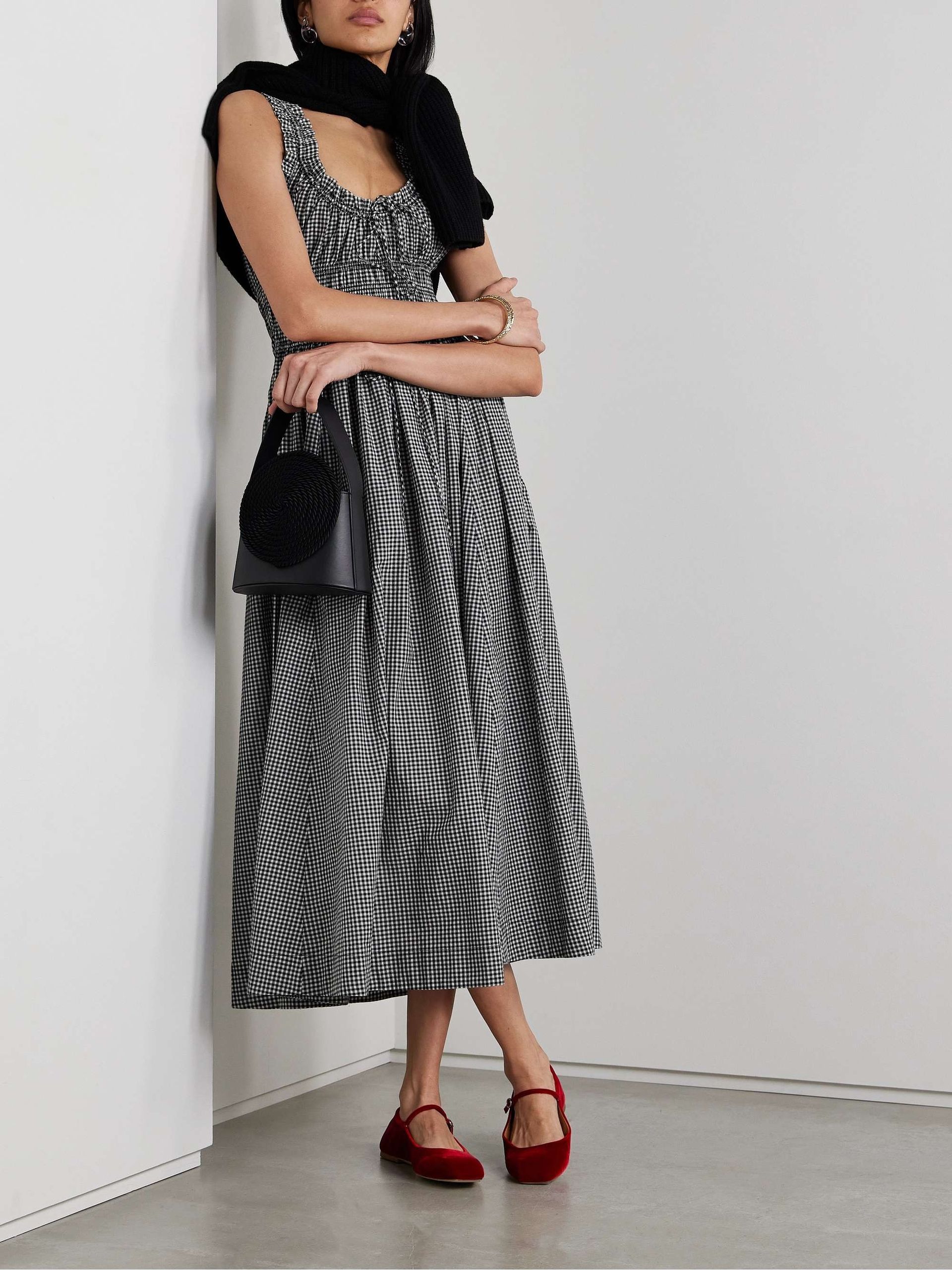 missing-image 20 قطعة من منتجات المصممين لتسوقها لفصل الربيع من Net-a-Porter